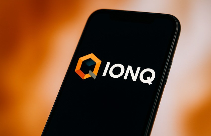 IonQ Just Went All In With 2 Quantum Computing Acquisitions—Here’s What Oxford Ionics & Vector Atomic Could Mean!